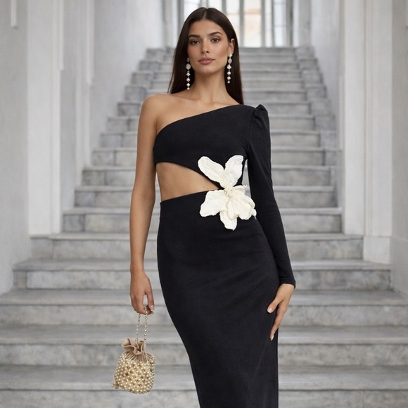 PatBO One Shoulder Floral Appliqué Cutout Midi Dress US 4 Black White Gorgeous🖤 - Picture 2 of 13